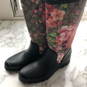 Authentic Gucci bloom rainboots 36 brand new